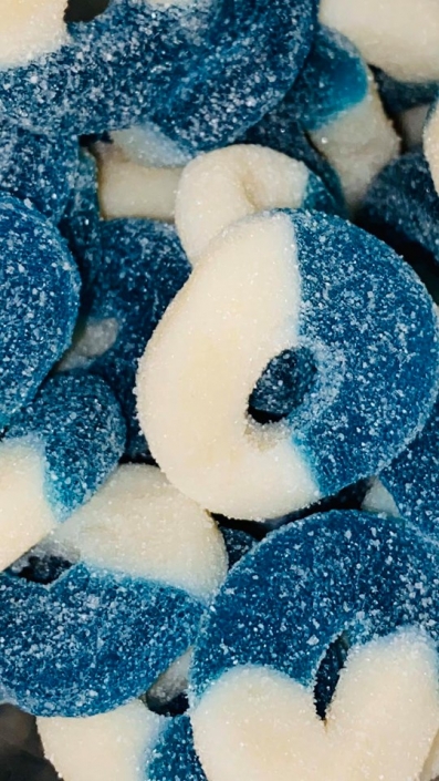 # 233 jujubes anneau framb.bleu 2.19/100g bonbonniere